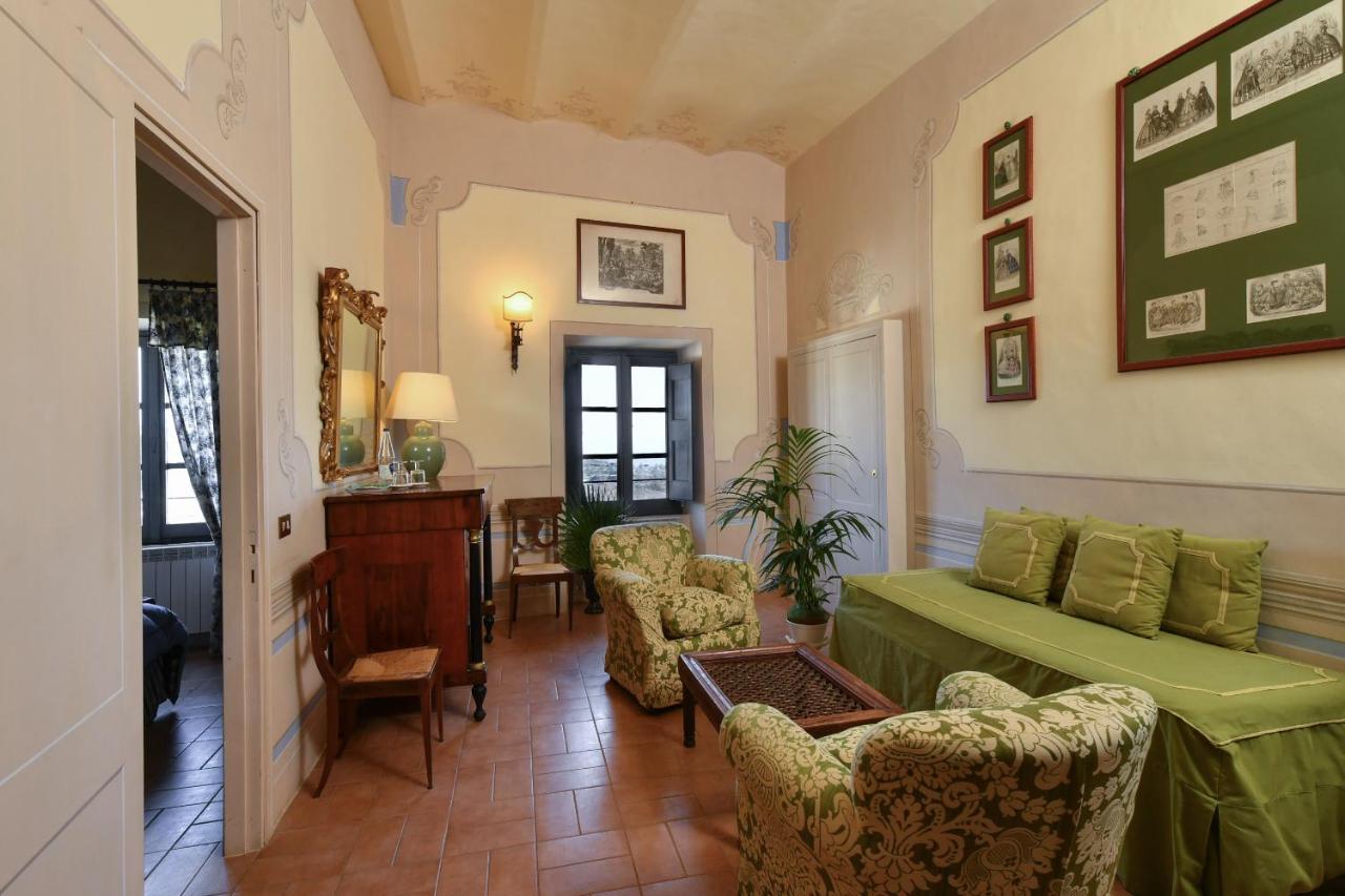 Castello Costaguti Hotel Roccalvecce Exterior foto