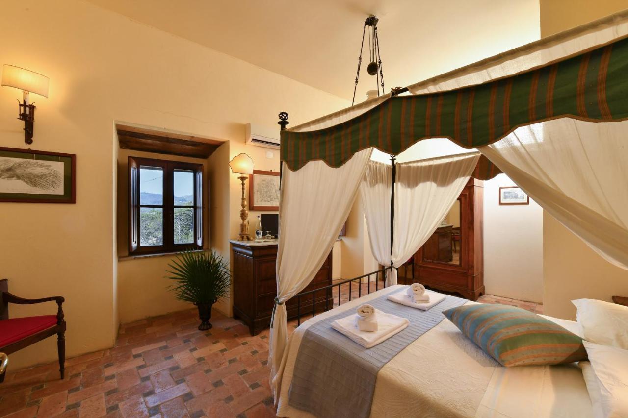 Castello Costaguti Hotel Roccalvecce Exterior foto